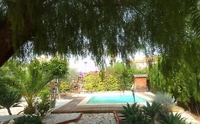 Chalet Maria con Jardín Mediterráneo